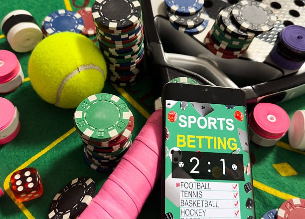 Sportsbook and Crash comparison on mobile screen